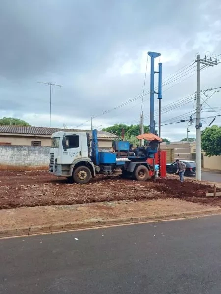 Perfuração Escavada - Obra Barracão